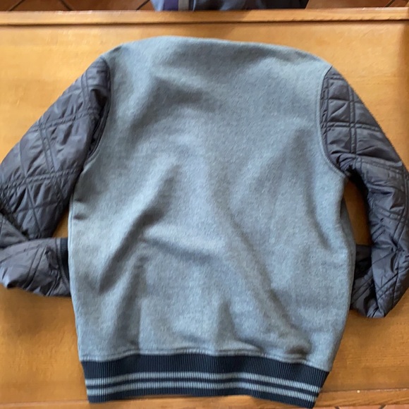 Men’s Boss grey and black sweater. Size M - Picture 4 of 4